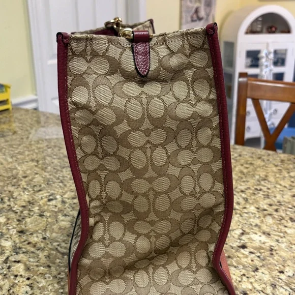 COACH TRAVEL BAG - Picture 3 of 12